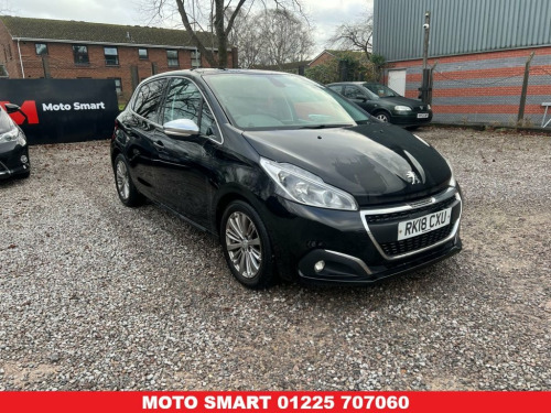 Peugeot 208  1.2 PureTech Allure Hatchback 5dr Petrol Manual Eu 