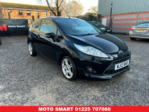 Ford Fiesta  1.6 TDCi Sport Panel Van 3dr Diesel Manual (110 g/ 