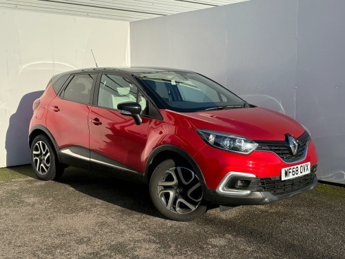 Renault Captur  Hatchback Iconic