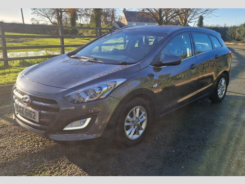 Hyundai i30  1.6 CRDi Blue Drive SE Tourer 5dr Diesel Manual Eu