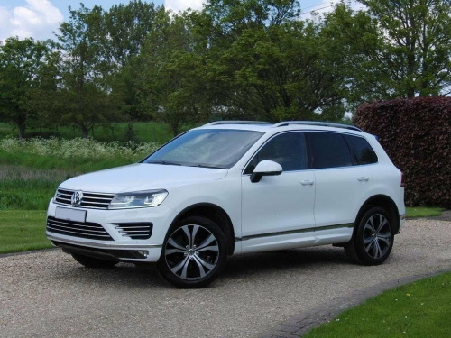 Volkswagen Touareg  3.0 TDI V6 BlueMotion Tech R-Line SUV 5dr Diesel T