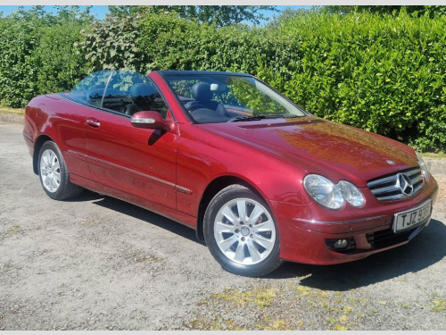 Mercedes-Benz CLK CLK200 Kompressor 1.8 CLK200 Kompressor Elegance Cabriolet 2dr Petro