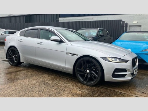 Jaguar XE  2.0 D180 SE Saloon 4dr Diesel Auto Euro 6 (s/s) (1