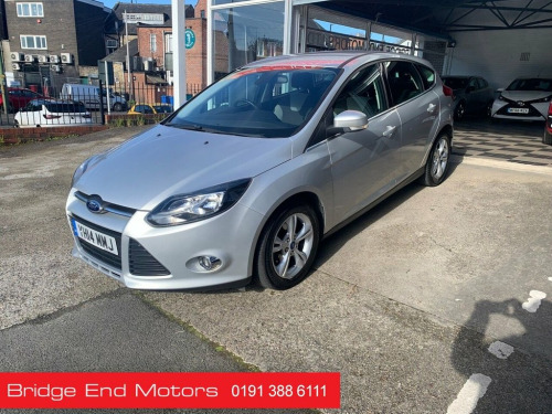 Ford Focus  1.6 ZETEC 5d 124 BHP AUTOMATIC AIR/CON! 4 STAMPS! 