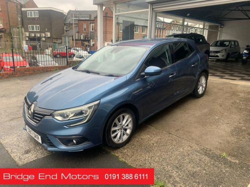 Renault Megane  1.5 DYNAMIQUE NAV DCI 5d 110 BHP PARKING SENSORS! 