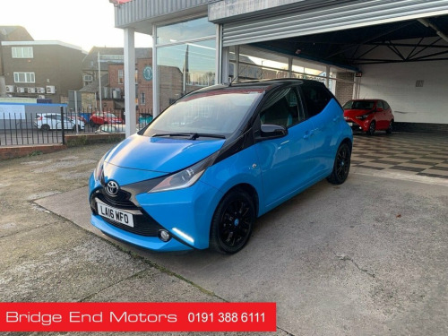 Toyota AYGO  1.0 VVT-i x-cite Hatchback 5dr Petrol x-shift Euro