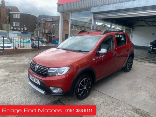 Dacia Sandero Stepway  0.9 TCe Laureate Hatchback 5dr Petrol Manual Euro 
