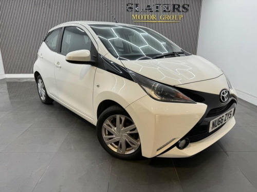 Toyota AYGO  1.0 VVT-i x-pression Hatchback 5dr Petrol Manual E
