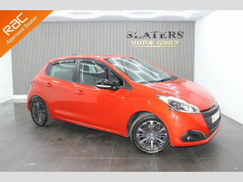 Peugeot 208  1.2 PureTech XS White Hatchback 5dr Petrol Manual 