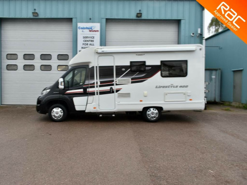 Suzuki Escape 622  Lifestyle