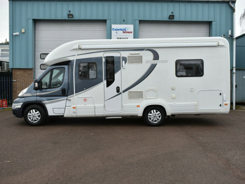 Auto-Trail Savannah  Single Beds 
