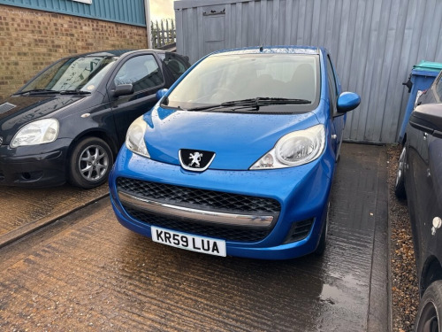 Peugeot 107  1.0 12V Urban Hatchback 5dr Petrol Manual Euro 4 (