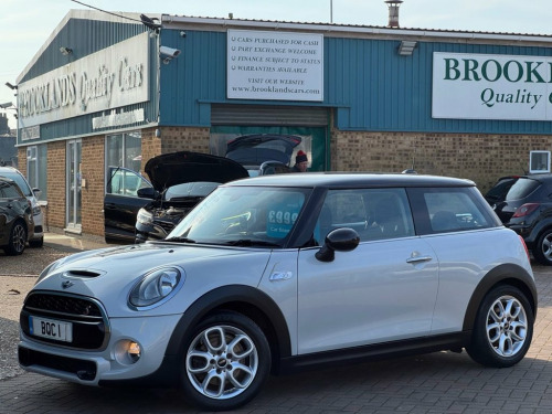 MINI Hatch  2.0 Cooper SD Hatchback 3dr Diesel Manual Euro 6 (