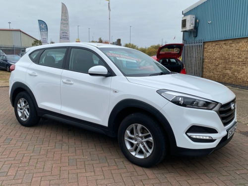 Hyundai Tucson  1.6 GDi Blue Drive S SUV 5dr Petrol Manual Euro 6 