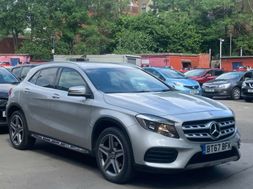 Mercedes-Benz GLA-Class GLA220 GLA 220 D 4MATIC AMG LINE 5-Door