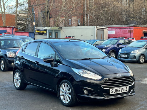 Ford Fiesta  TITANIUM 5-Door