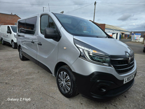 Renault Trafic  2.0 dCi ENERGY 30 Business LWB Euro 6 (s/s) 5dr (9 Seat)