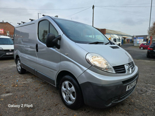 Renault Trafic  2.0 dCi SL27 L1 H1 4dr