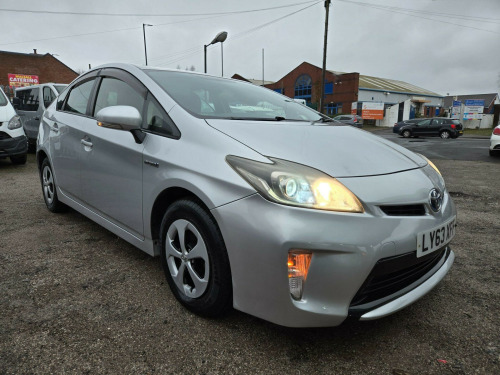Toyota Prius  2013 1.8 petrol hybrid 