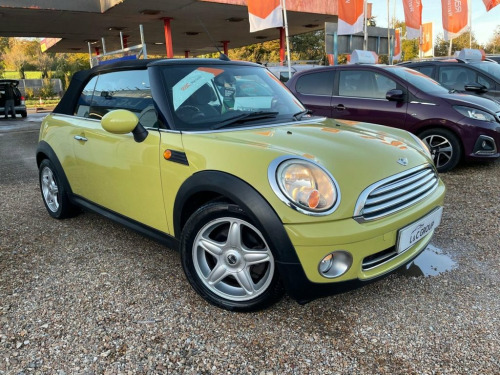 MINI Convertible  1.6 Cooper Convertible 2dr Petrol Steptronic Euro 