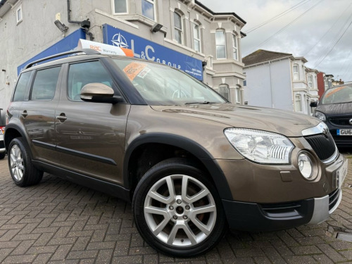 Skoda Yeti  2.0 TDI Elegance SUV 5dr Diesel DSG 4WD Euro 5 (14