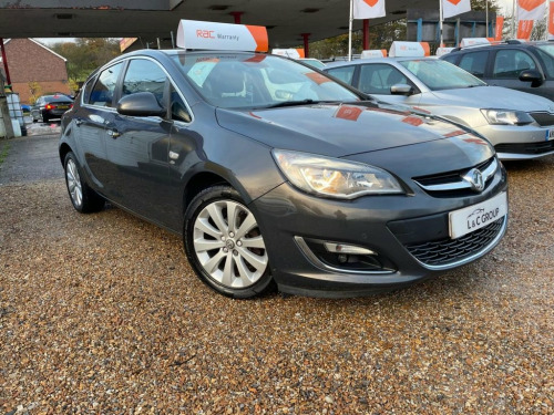 Vauxhall Astra  1.6 16v Elite Hatchback 5dr Petrol Auto Euro 5 (11