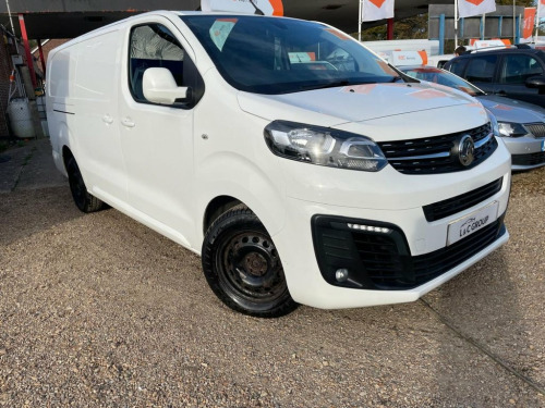 Vauxhall Vivaro  1.5 Turbo D 2900 Sportive Panel Van 5dr Diesel Man