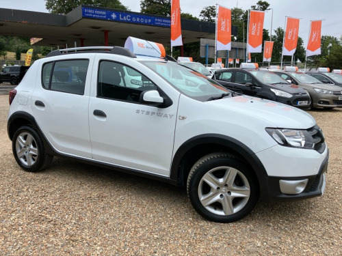 Dacia Sandero Stepway  0.9 TCe LAUREATE 5dr