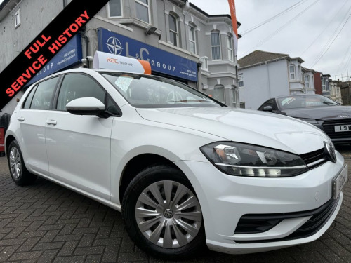 Volkswagen Golf  1.0 TSI S 5dr