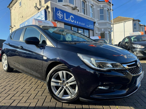 Vauxhall Astra  1.6 CDTi BLUEINJECTION TECH LINE NAV 5dr EURO 6
