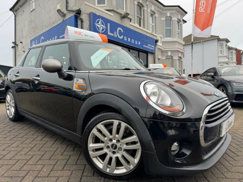 MINI Hatch  1.5 COOPER SEVEN 5dr