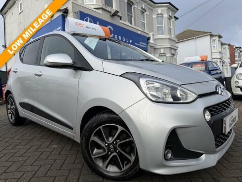 Hyundai i10  1.2 PREMIUM 5dr **STUNNING LOW MILEAGE EXAMPLE** L 