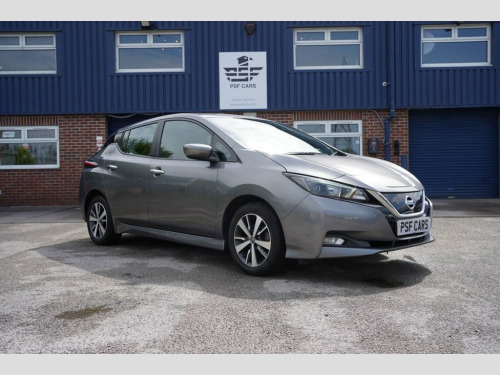 Nissan Leaf  40kWh Acenta Hatchback 5dr Electric Auto (150 ps)