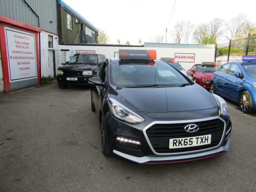 Hyundai i30  1.6 T-GDi Turbo