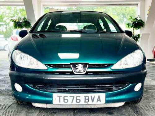 Peugeot 206  ROLAND GARROS