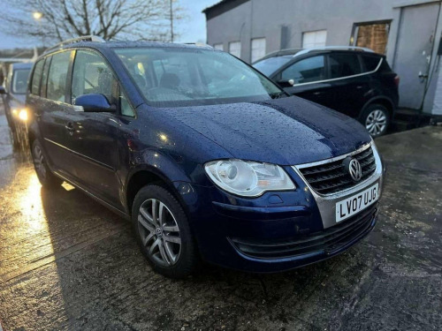 Volkswagen Touran SE TDI 140