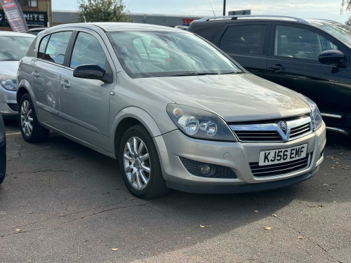 Vauxhall Astra  1.8 i 16v Elite