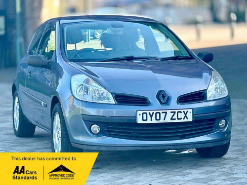 Renault Clio  1.2 16v Expression 3dr
