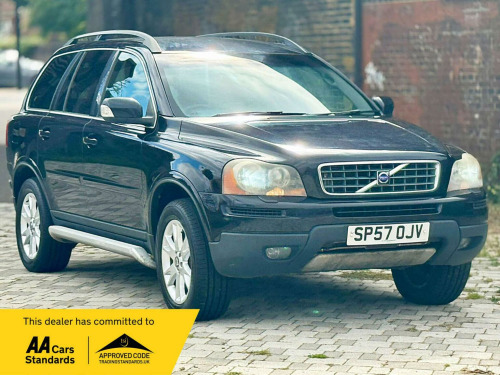 Volvo XC90  2.4 D5 SE Geartronic AWD 5dr