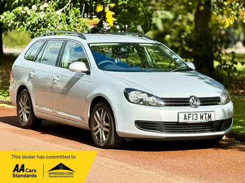 Volkswagen Golf  1.6 TDI SE Euro 5 5dr