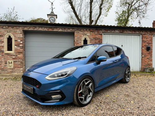 Ford Fiesta  1.5 T EcoBoost ST-3