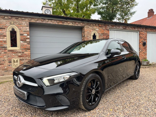 Mercedes-Benz A-Class  1.5 A180d Sport