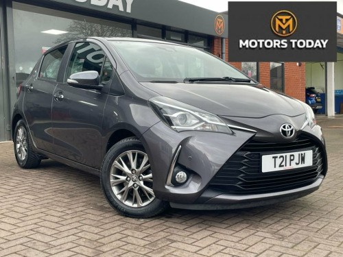 Toyota Yaris  1.5 VVT-i Icon Tech Hatchback 5dr Petrol Manual Eu