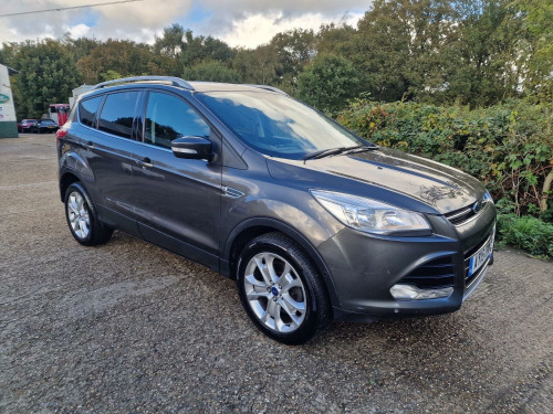 Ford Kuga  2015 FORD KUGA 2.0 TDCi 180 TITANIUM 4WD *JUST 154,000 MILES* FSH LEZ FREE