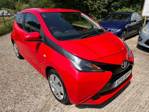 Toyota AYGO  2015 TOYOTA AYGO 1.0 VVT-i X-Play 5DR **JUST 102,000 MILES** FSH LEZ FREE