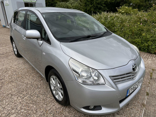 Toyota Verso  TOYOTA VERSO 1.6 V-MATIC TR PAN ROOF **JUST 138,000 MILES** LEZ FREE, FSH