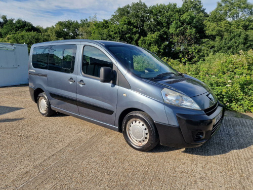 Peugeot Expert Tepee 2010 PEUGEOT EXPERT TEPEE 1.6 HDi COMFORT 6 SEATS **JUST 68,000 MILES** FSH