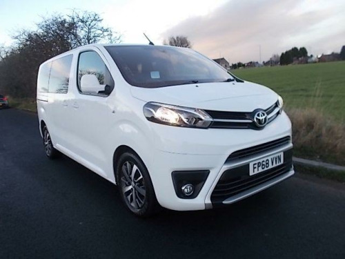 Toyota PROACE Verso  2.0D Family Medium MPV MWB Euro 6 (s/s) 5dr (8 Seat)