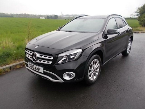Mercedes-Benz GLA-Class GLA200 1.6 GLA200 SE (Executive) Euro 6 (s/s) 5dr