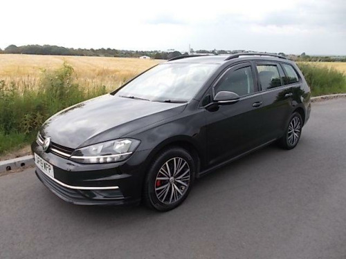 Volkswagen Golf  1.6 TDI SE Nav Euro 6 (s/s) 5dr